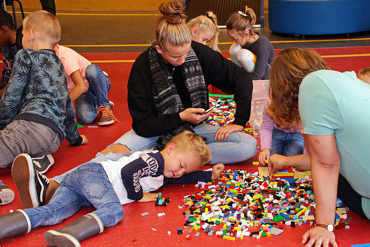 LEGO speelmiddag door Speeltuinvereniging Speelvreugd_15